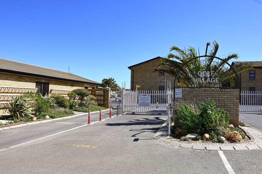 3 Bedroom Property for Sale in Fairview Golf Estate Western Cape